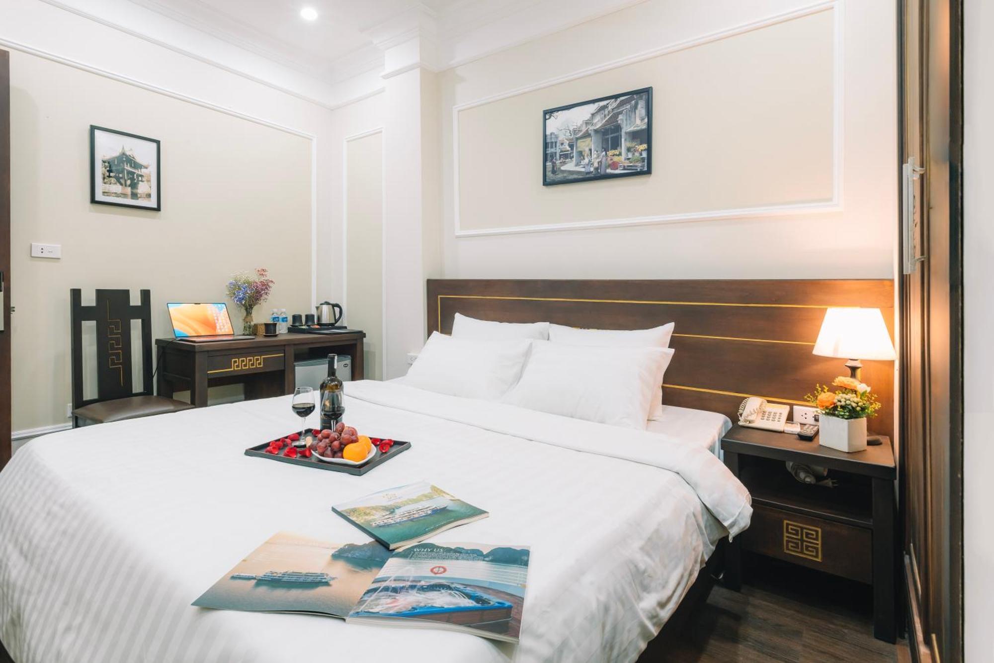 Ha Noi Lake View Hotel & Travel Ханой Экстерьер фото