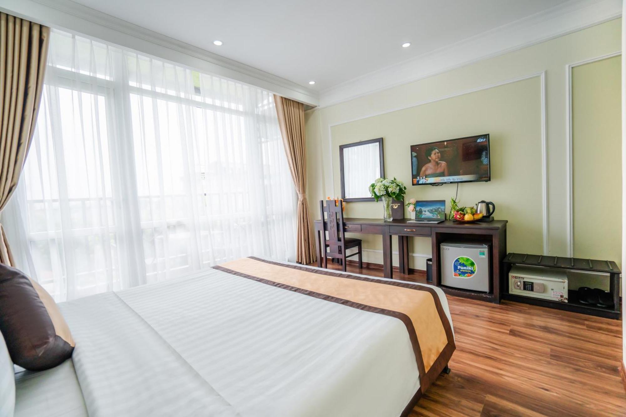 Ha Noi Lake View Hotel & Travel Ханой Экстерьер фото