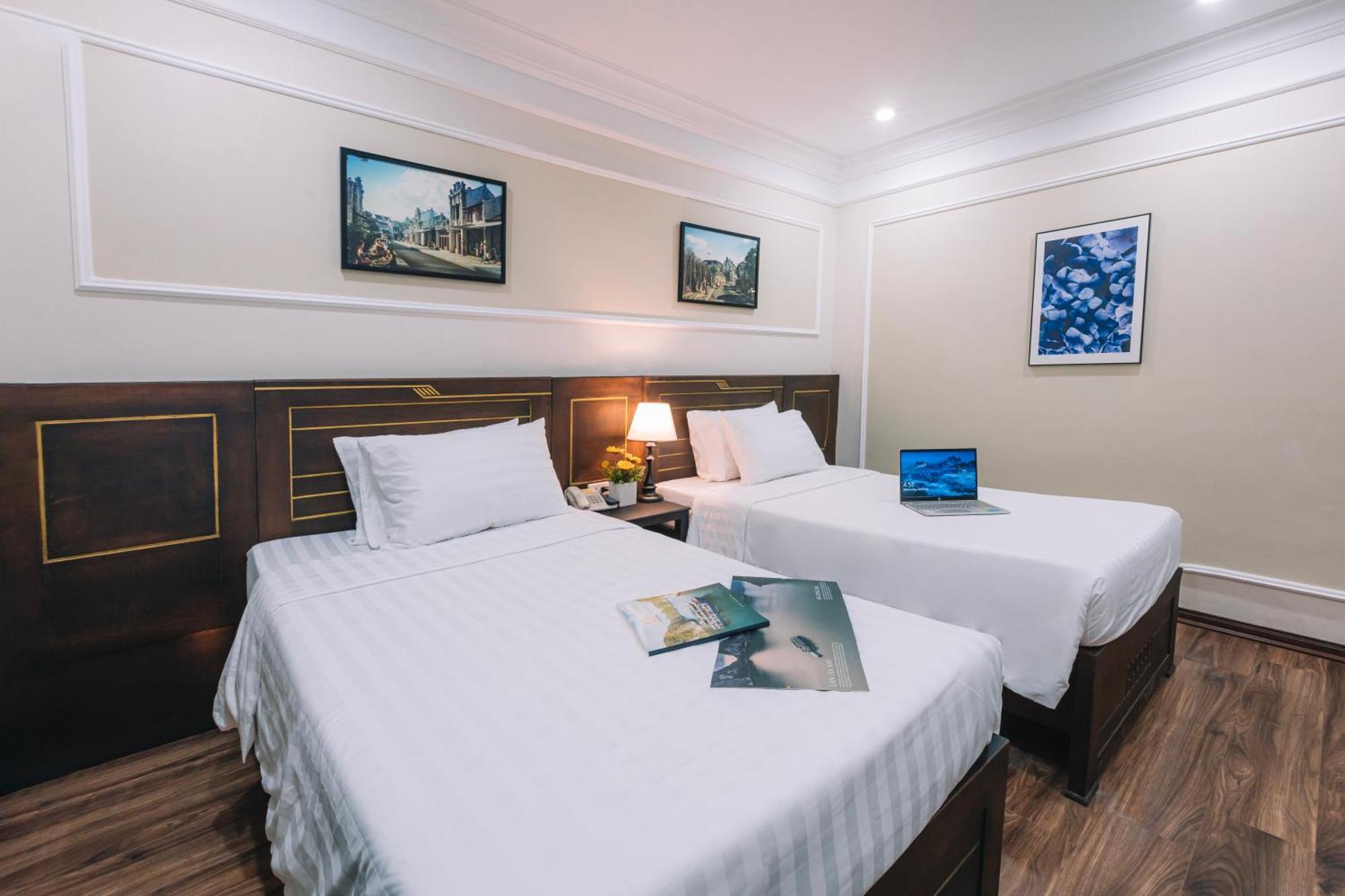 Ha Noi Lake View Hotel & Travel Ханой Экстерьер фото